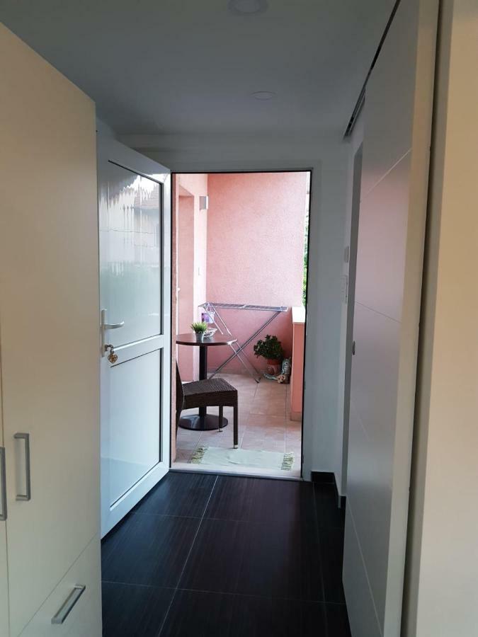 Apartman Elana Šibenik Exterior foto